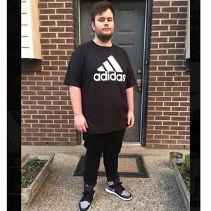 Meet your Posher, Jonathan